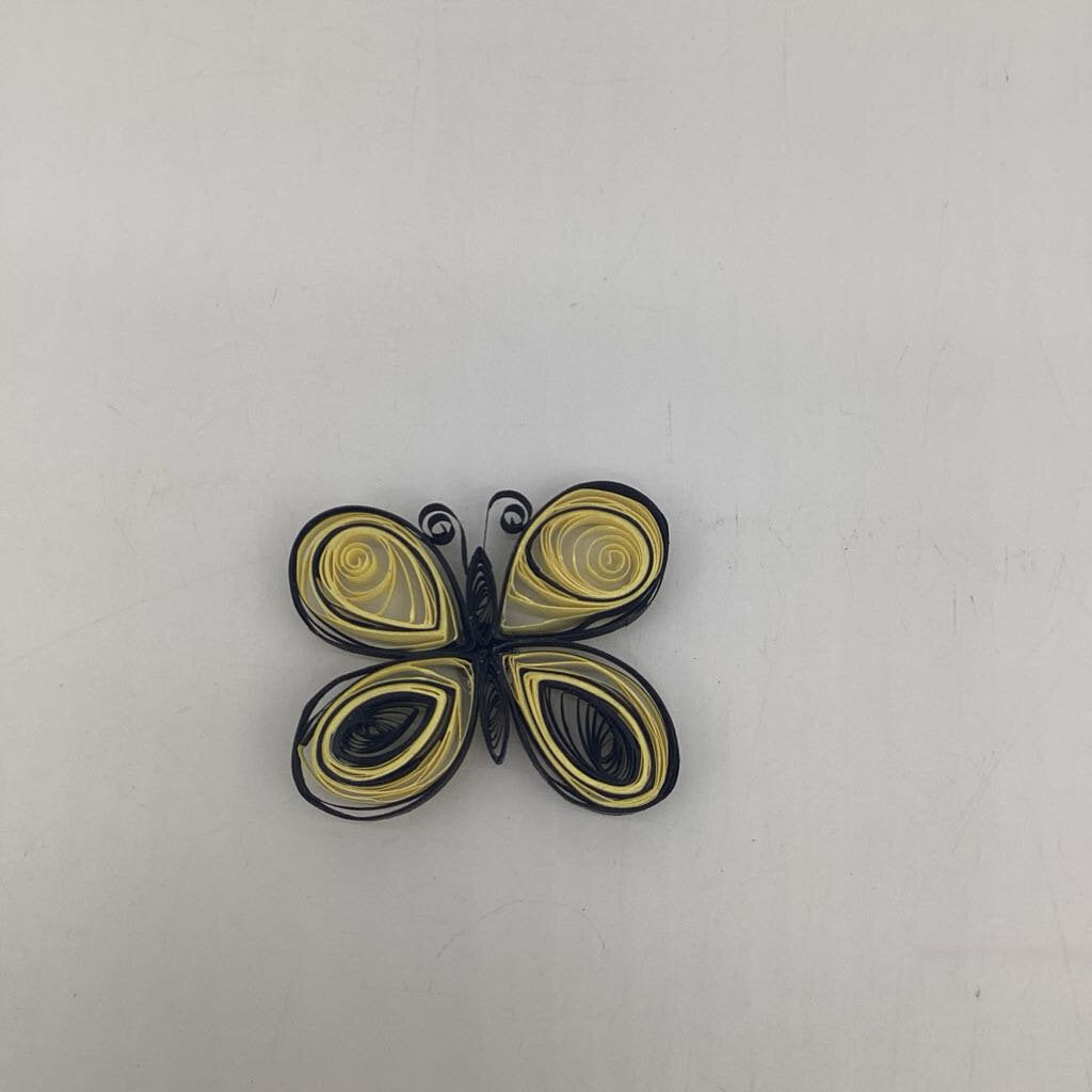 Butterfly Magnet black and yellow