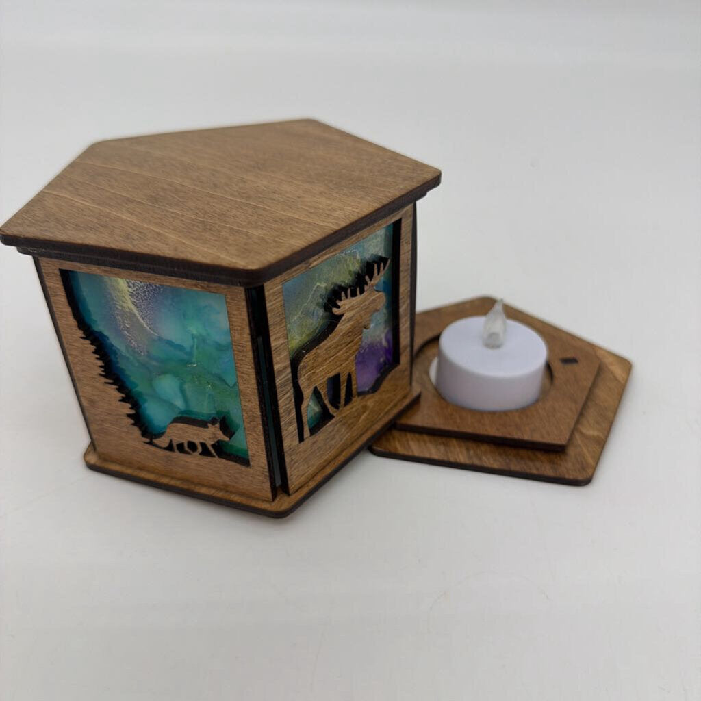 Wildlife Lantern