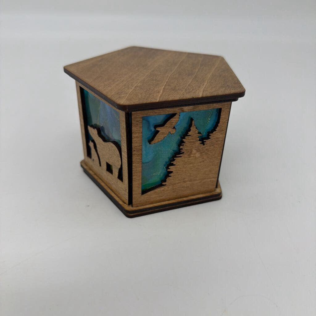 Wildlife Lantern