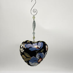 Heart floral Ornament with beads - view 1
