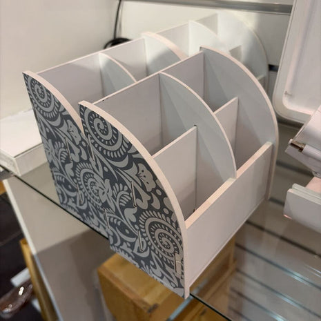 pen organizer