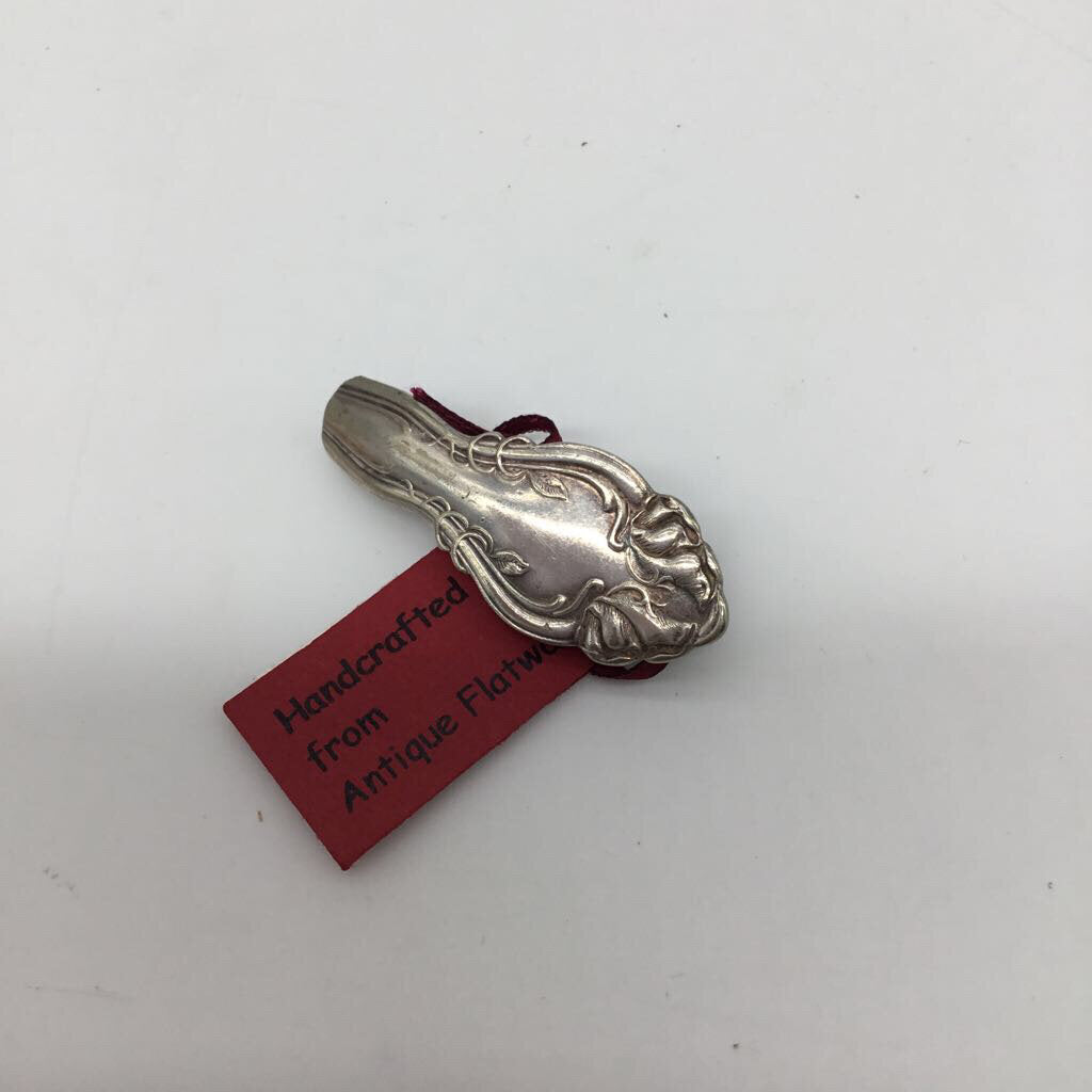 Tiny Barrette