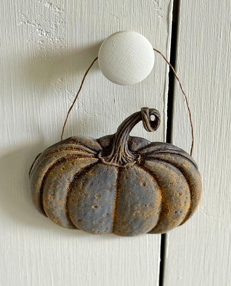 Pumpkin Spice Scent- Pumpkin Blackened Beeswax Ornament