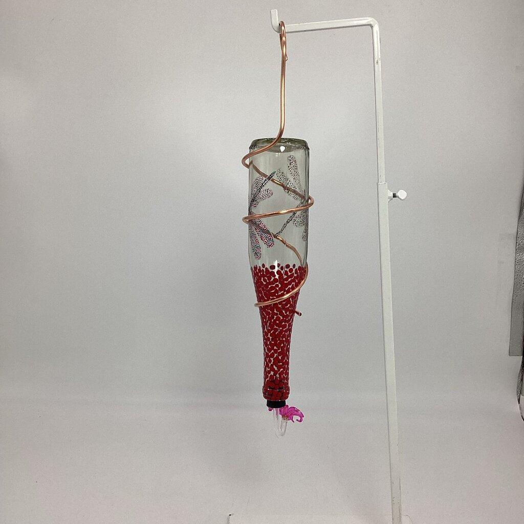 small single port feeder
