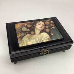 Sleeping Goddess Box - view 1