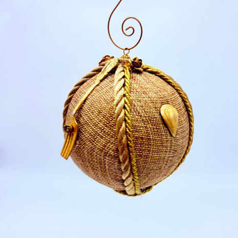 Mermaid ornament Gold