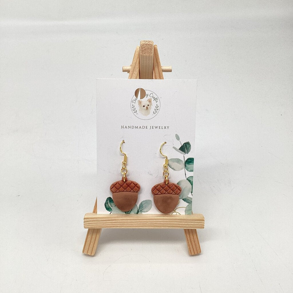 Acorn- gold