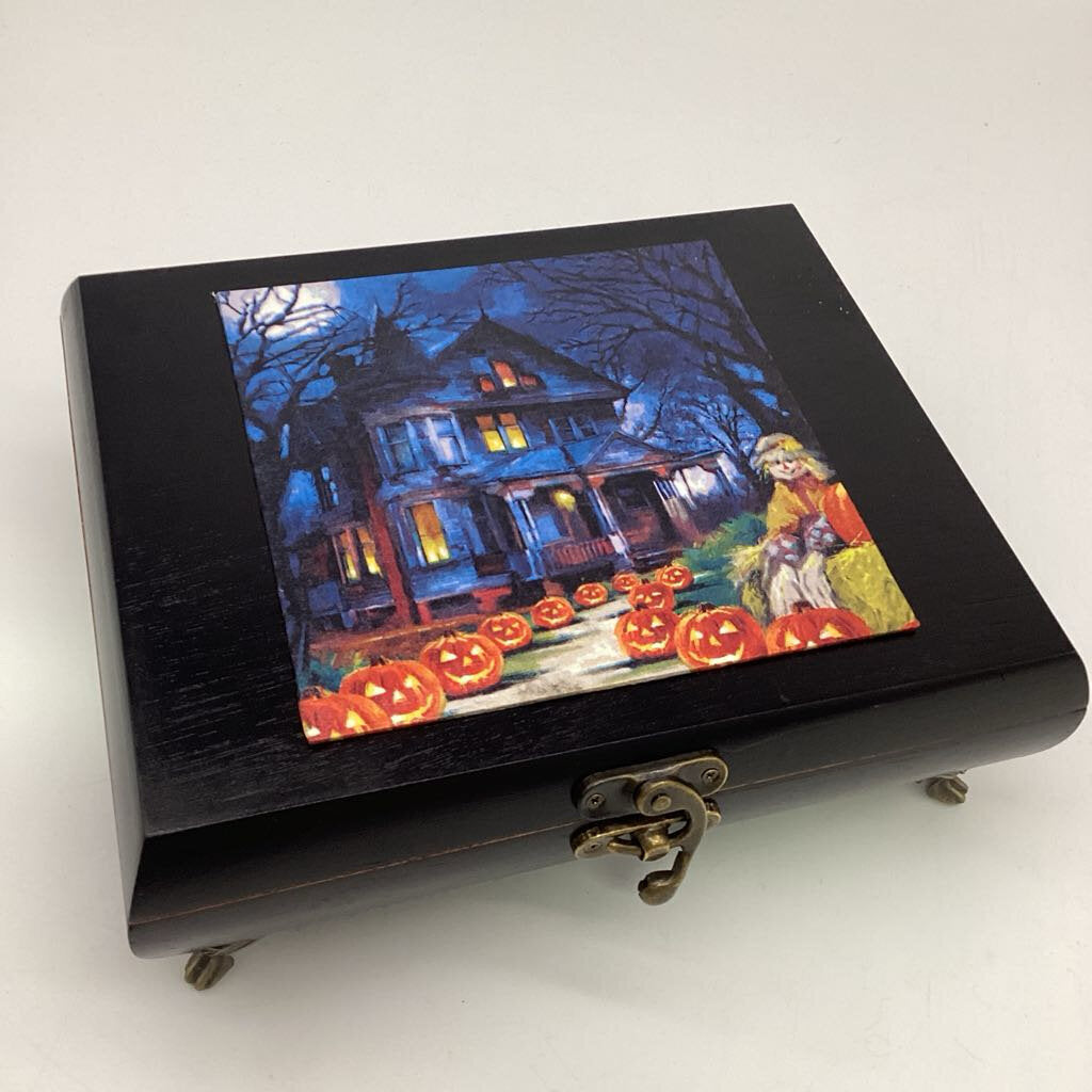 Halloween House Box