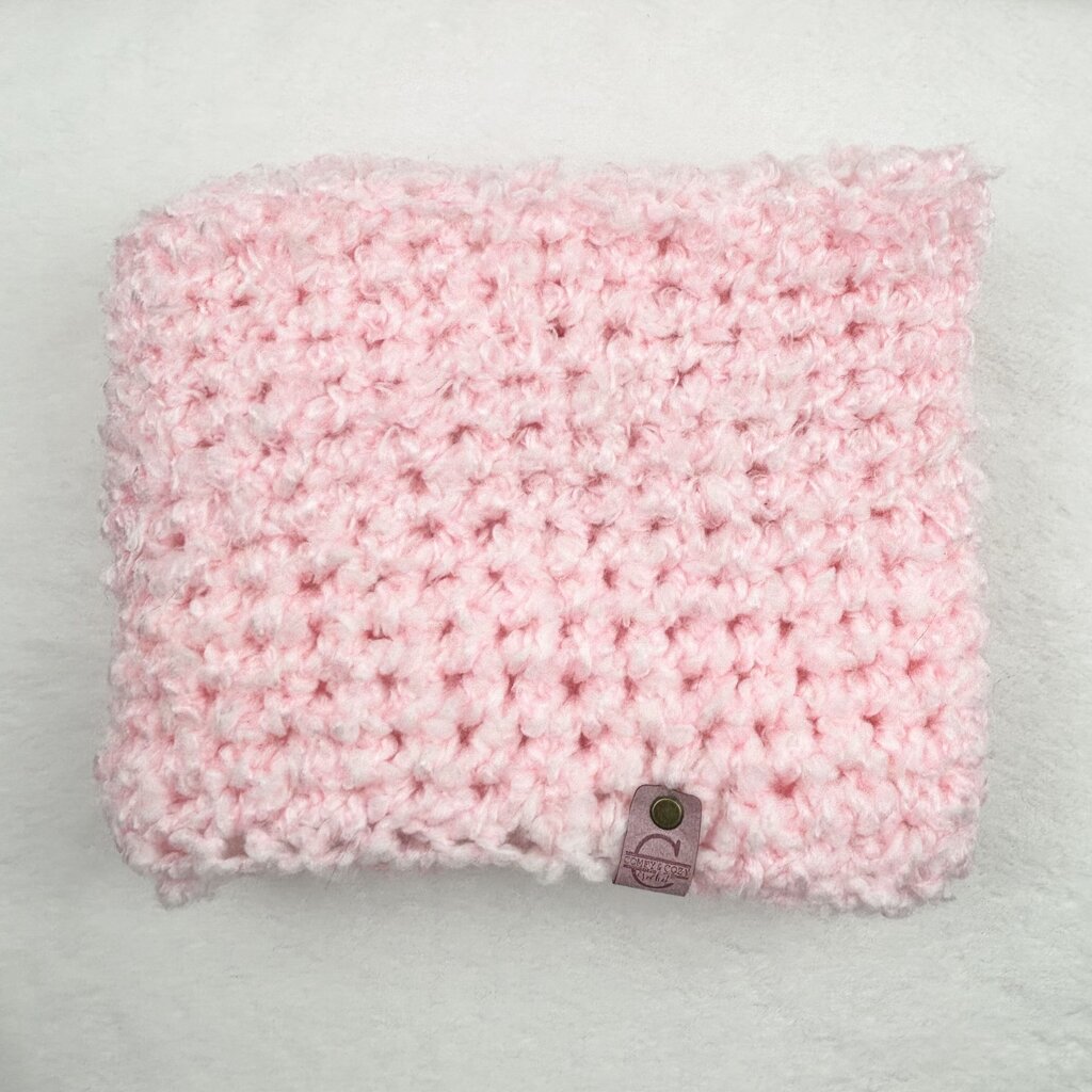 Chunky Infinity Scarf - Soft Pink