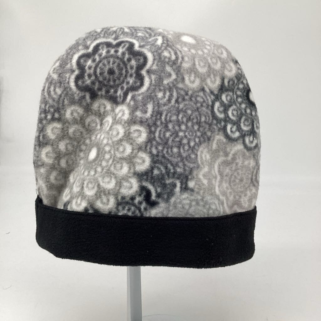 Fleece Hat - Grey Print