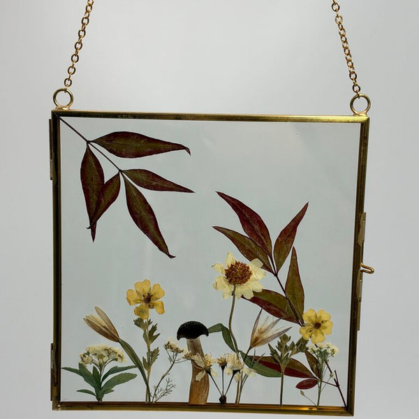 Square Frame w/ Pressed Florals