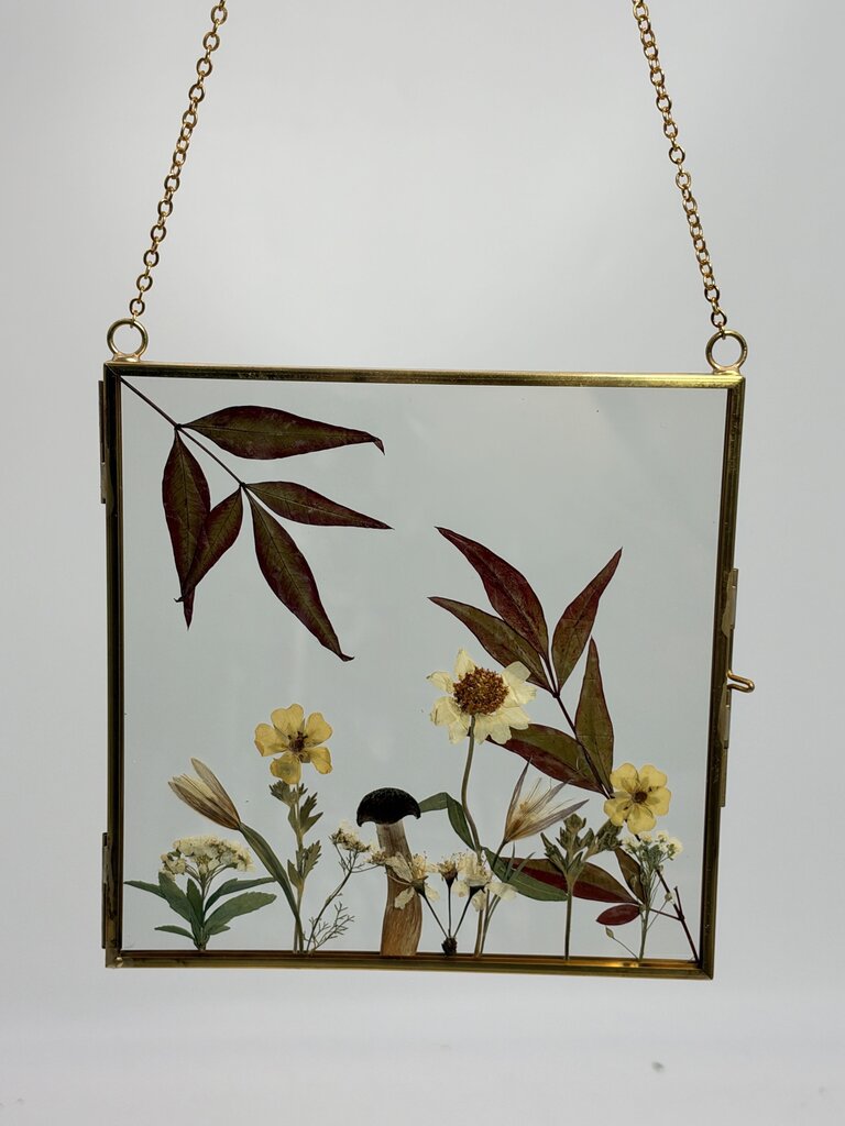 Square Frame w/ Pressed Florals