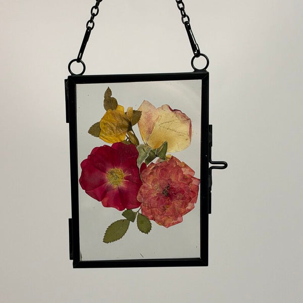 Sm. Portrait Frame w/ Florals