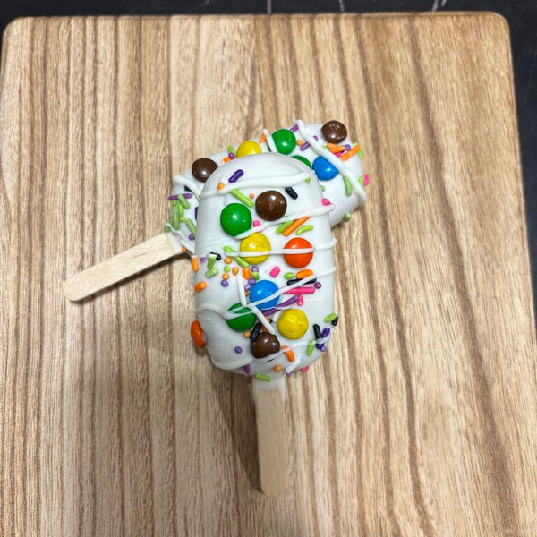M&M and Funfetti Cakepop