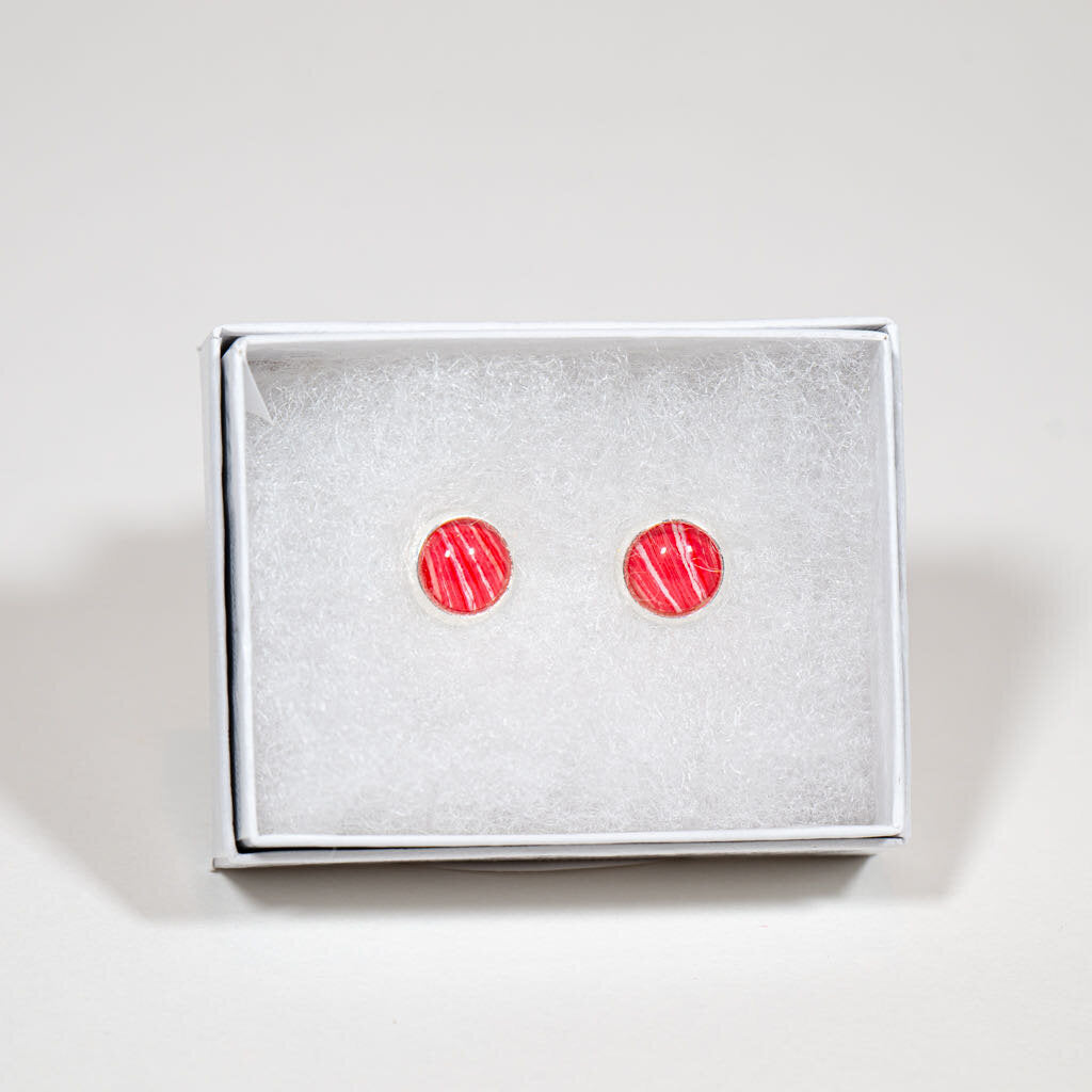 Petite Fluid Art Stud Earrings - gift box - red and white on silver