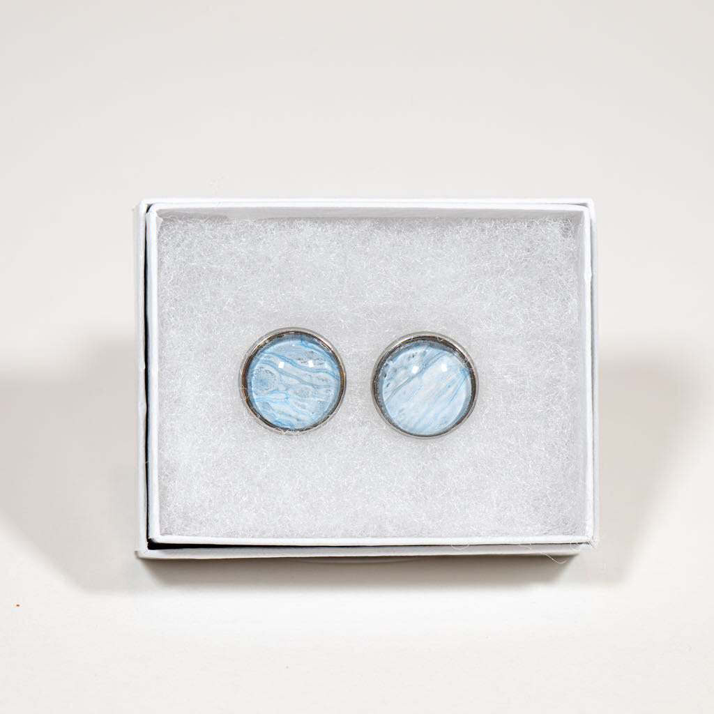 Fluid Art Stud Earrings 1/2" - gift box - blue white gray on silver