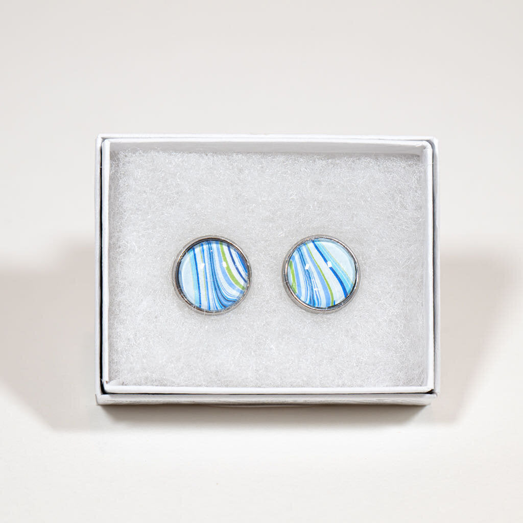 Fluid Art Stud Earrings 1/2" - gift box - blue and white on silver
