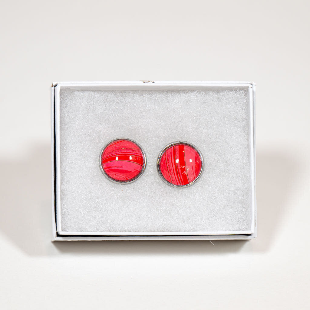 Fluid Art Stud Earrings 1/2" - gift box - Reds on silver