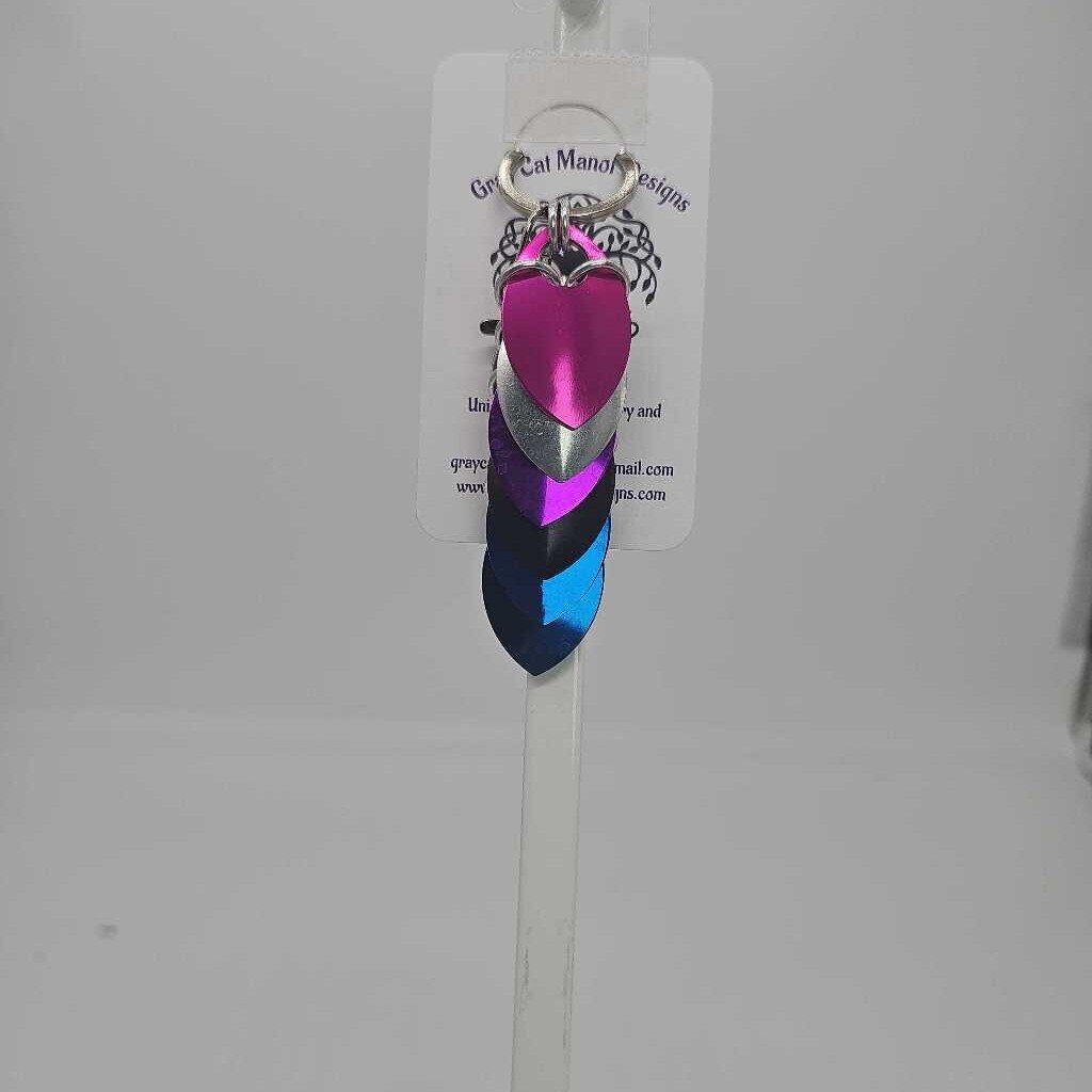 Genderfluid Short Dragon Scale Fidget Keychain