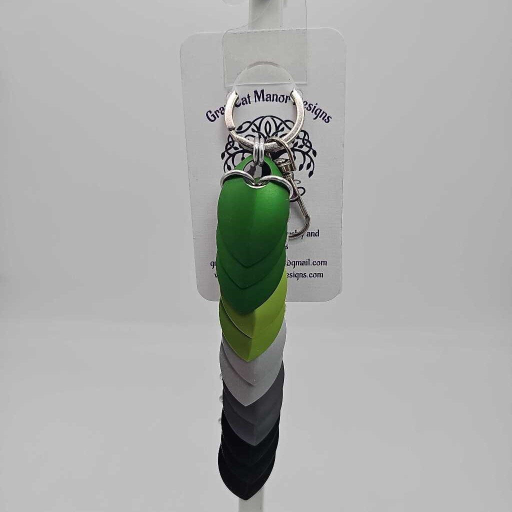 Aromantic Dragon Scale Fidget Keychain Long