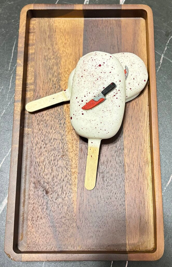 Spooky Strawberry Shortcake Cakepop