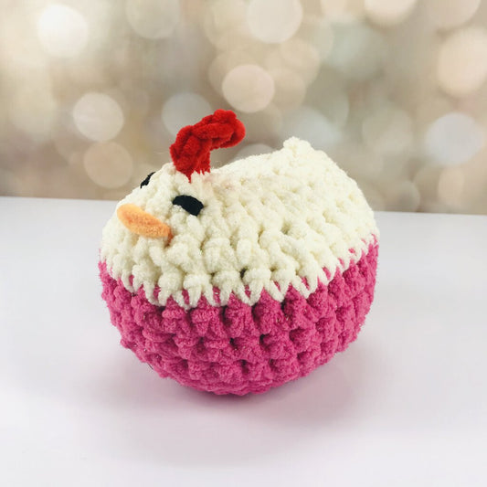 CROCHET CHICKEN SPARKLY CREAM AND PINK THE CREATIVE GECKO